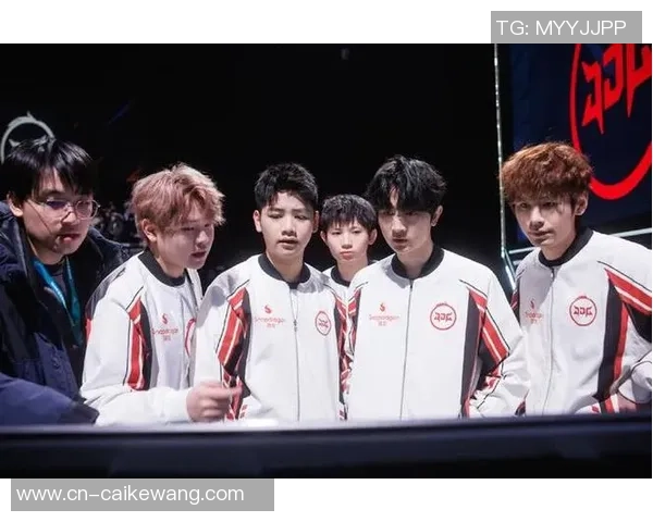 外媒解析SN战队与JDG对决背后的策略与表现差异